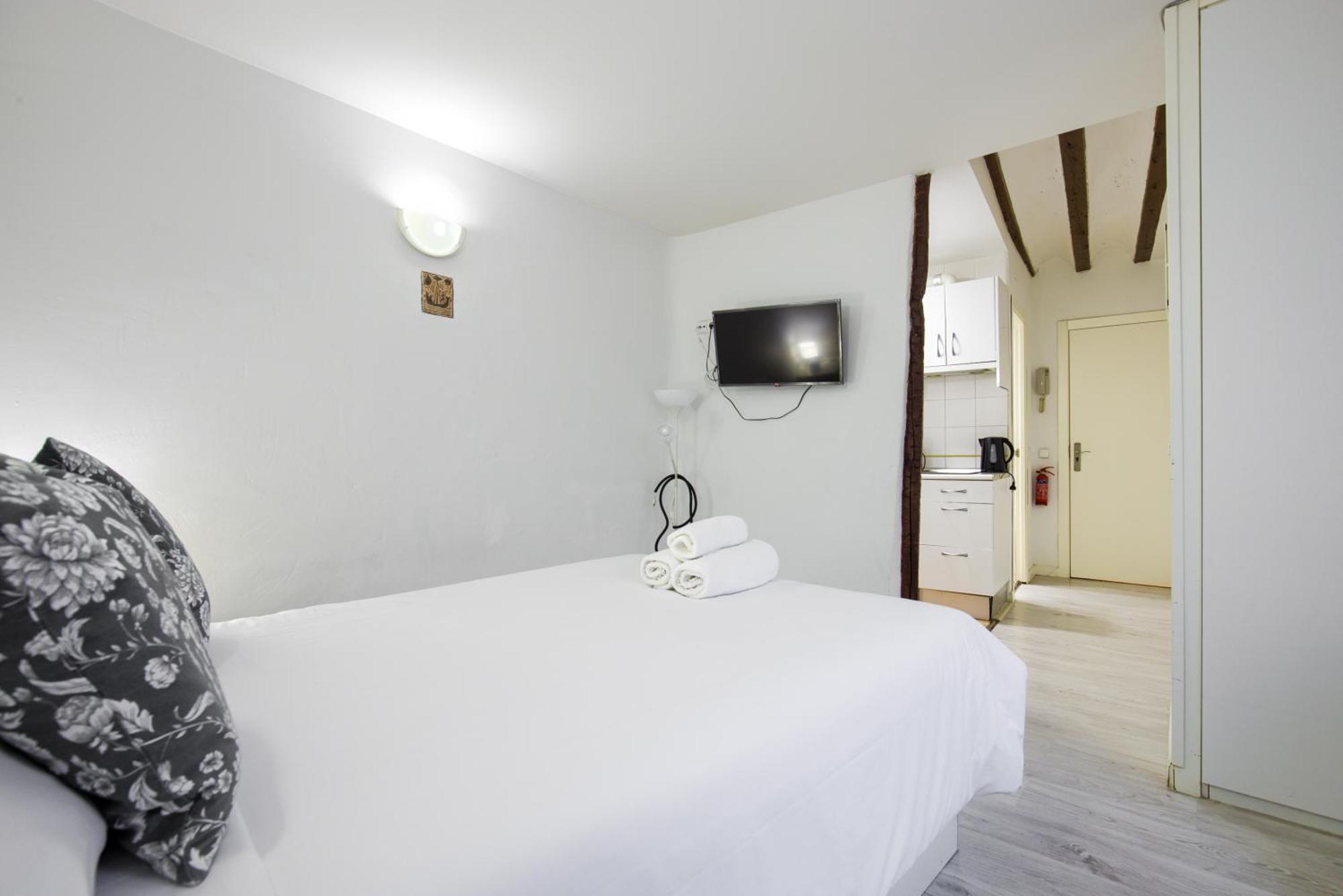 Apartamentos Ryc Alcalá de Henares Exterior photo