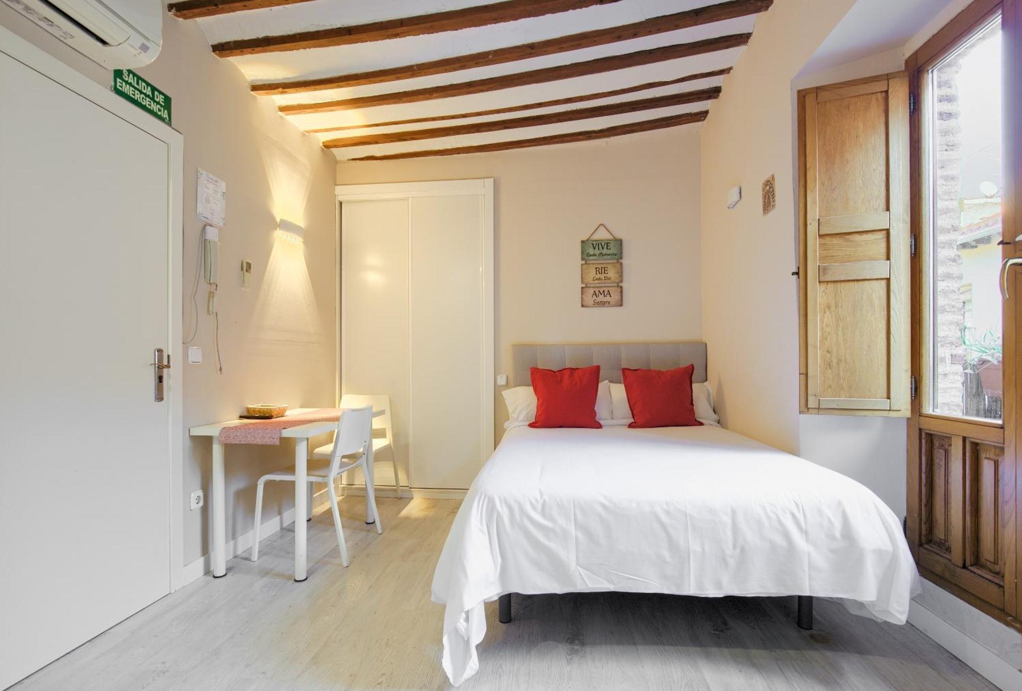 Apartamentos Ryc Alcalá de Henares Exterior photo