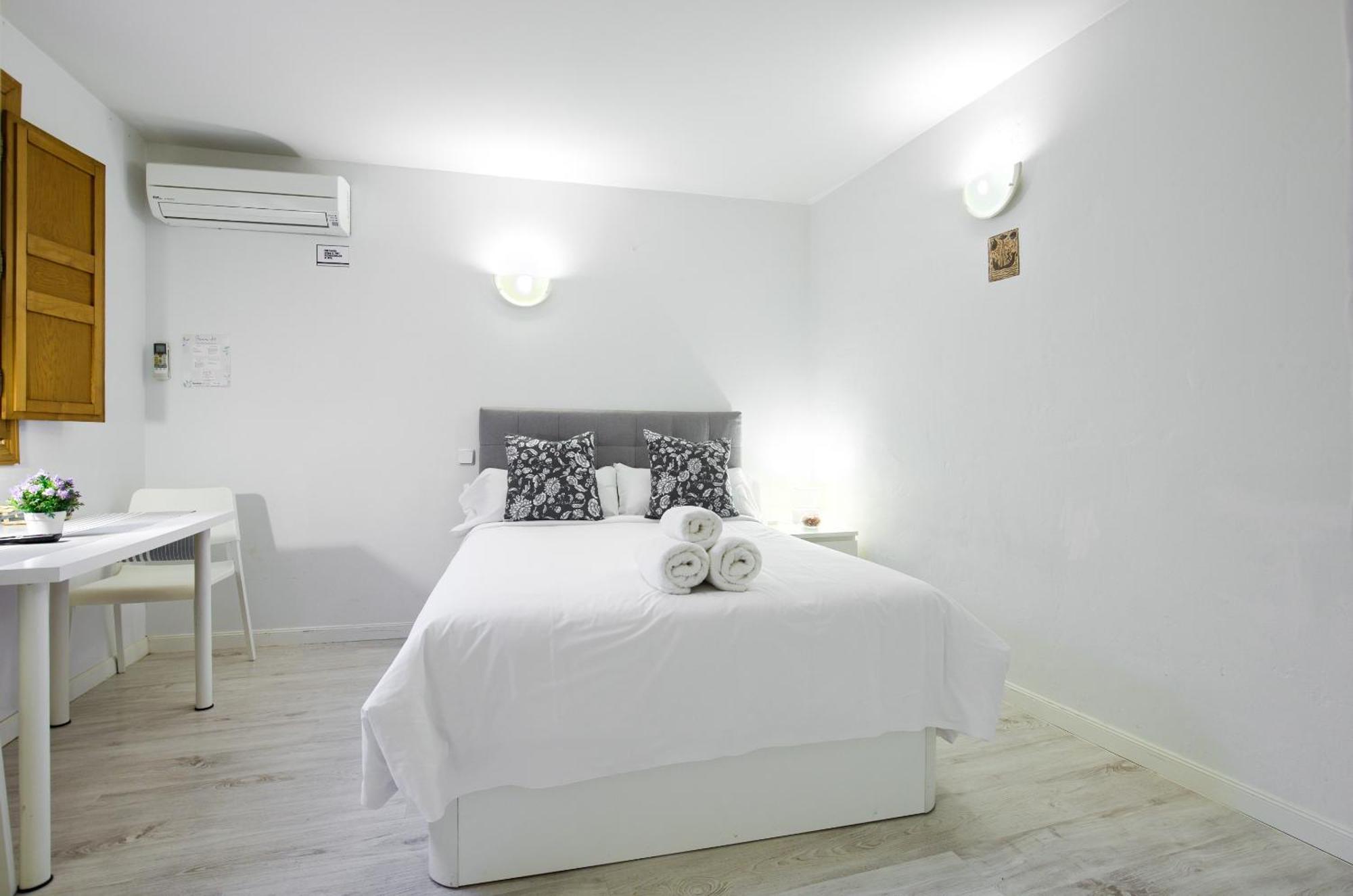 Apartamentos Ryc Alcalá de Henares Exterior photo